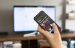 Tecnoporto: App que permite apontar o celular para TV e comprar chega ao Brasil